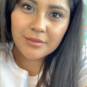 Meet your Posher, Petra